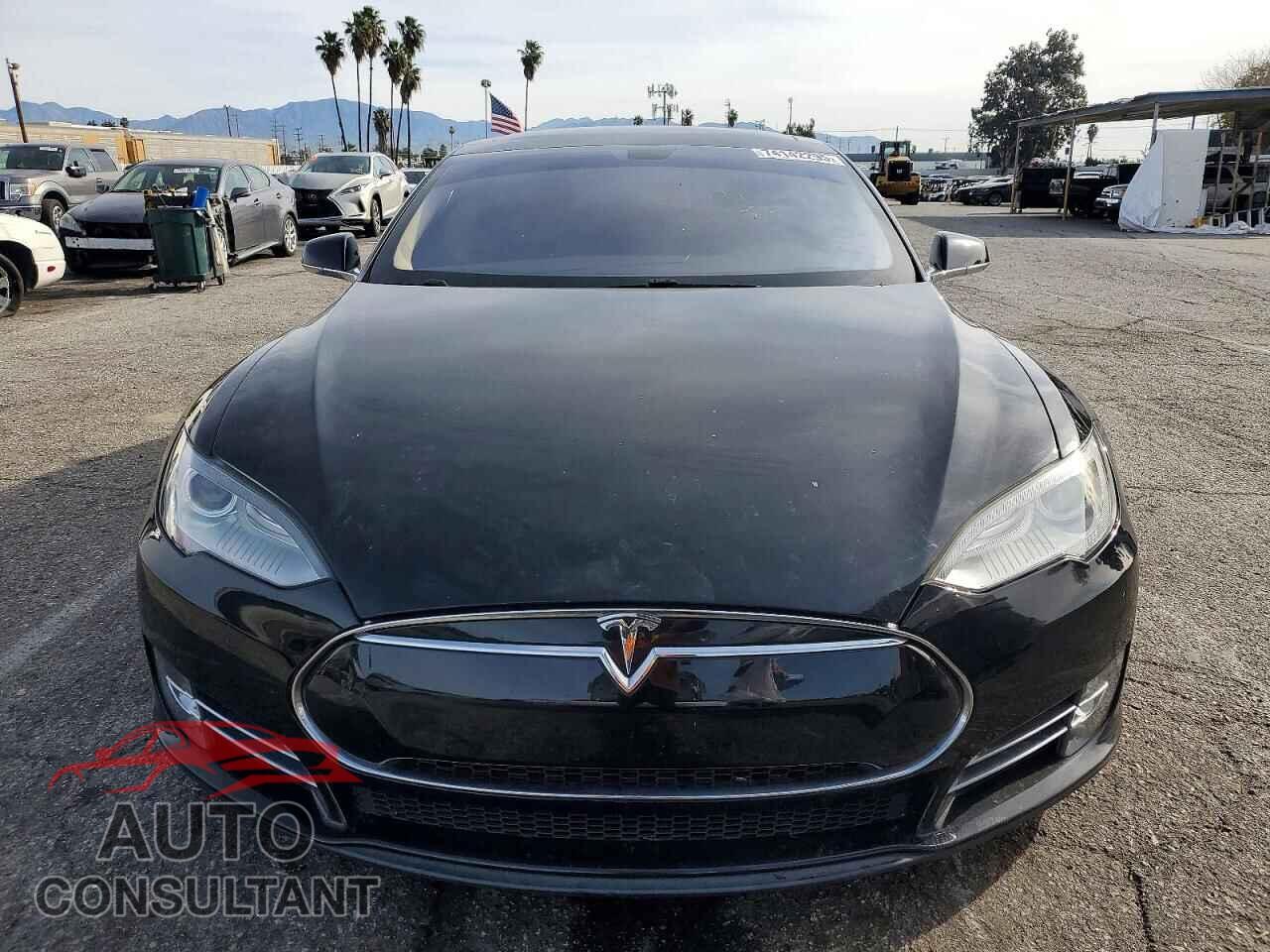 TESLA MODEL S 2013 - 5YJSA1DG4DFP05068