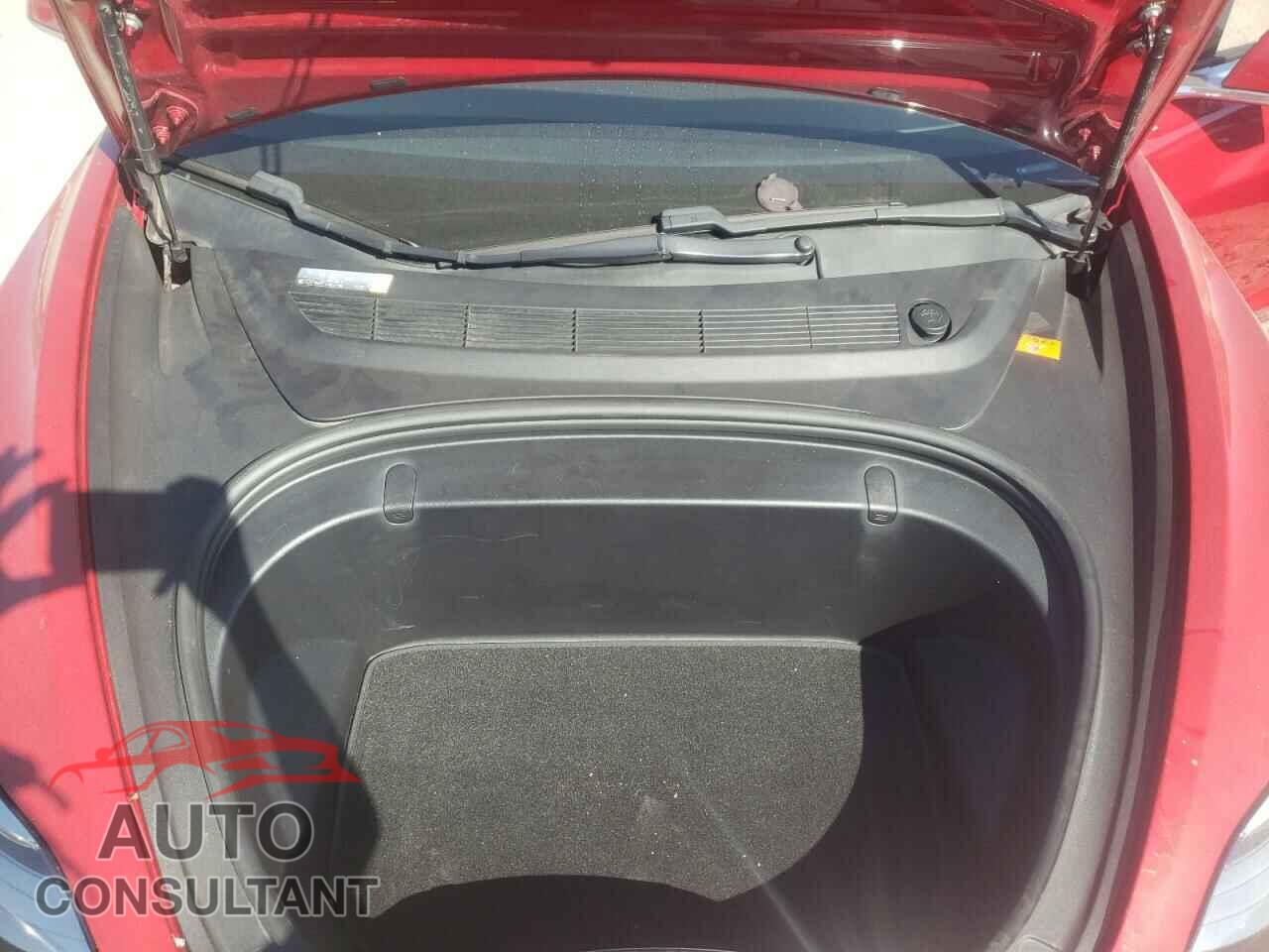 TESLA MODEL 3 2018 - 5YJ3E1EA5JF061742