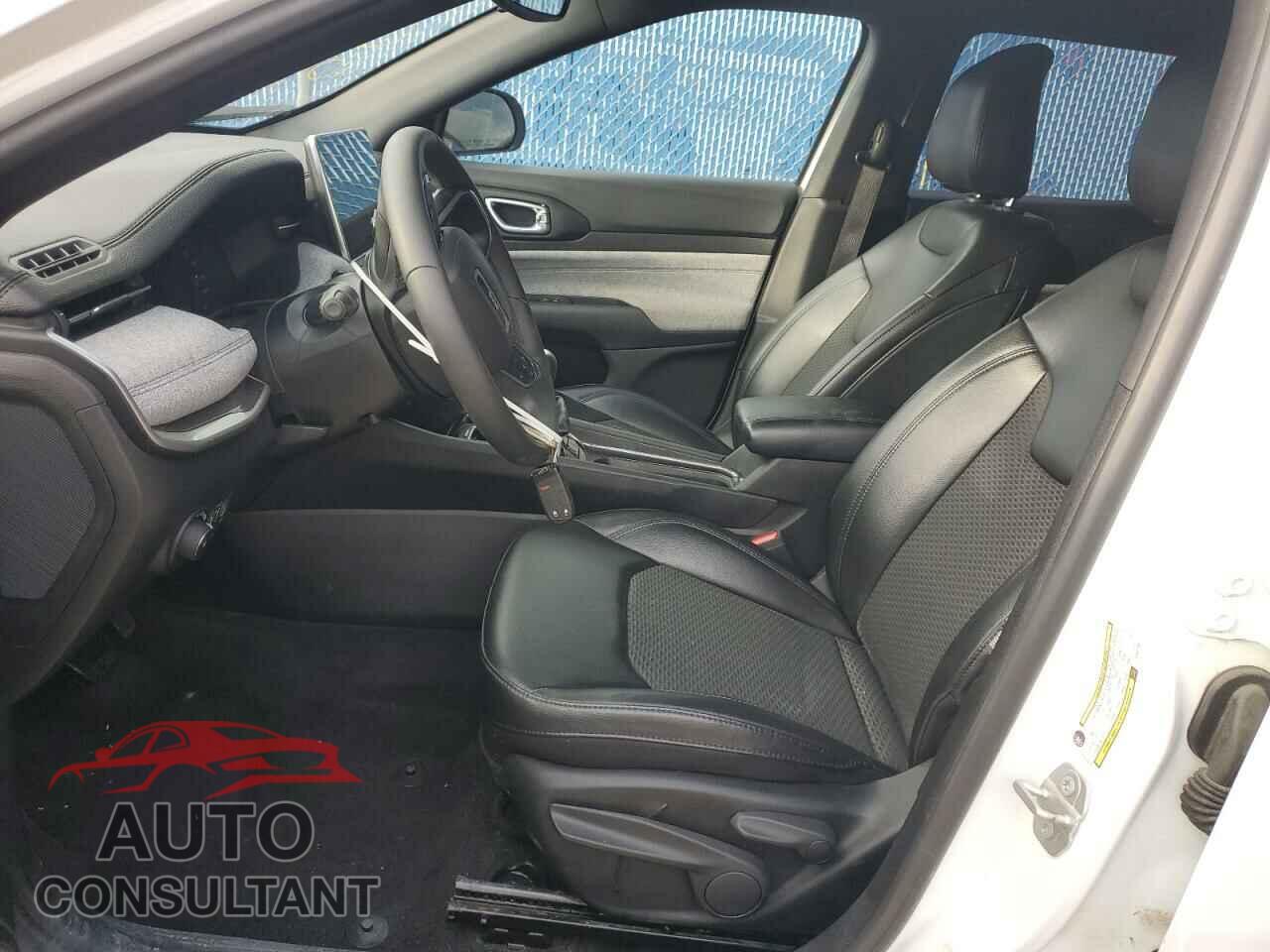 JEEP COMPASS 2023 - 3C4NJDBN7PT552739
