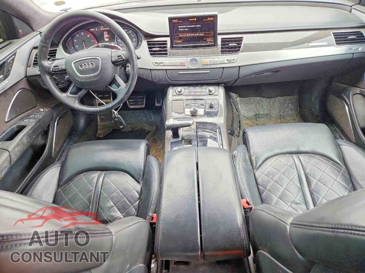 AUDI S8 2013 - WAUD2AFD2DN031056