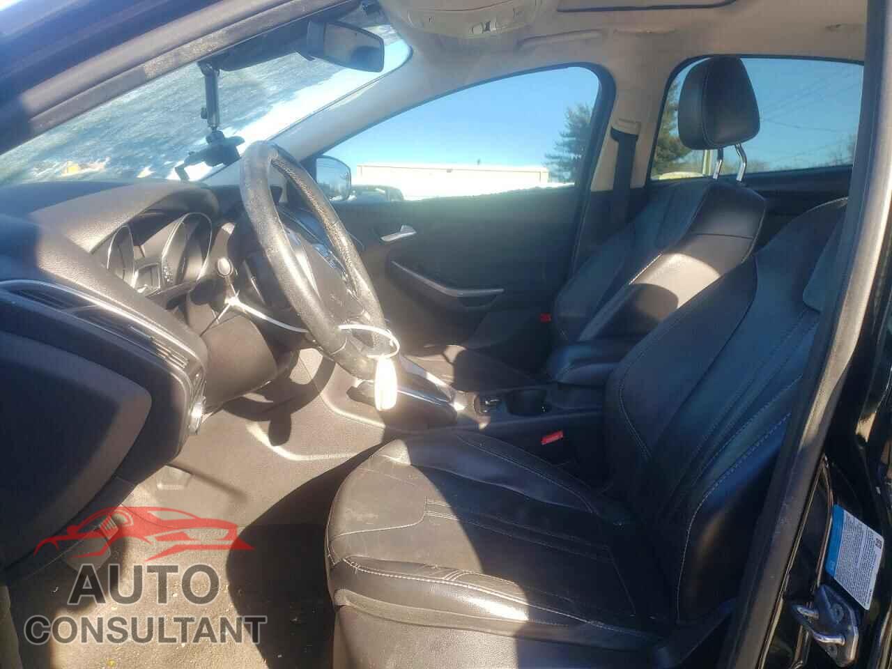 FORD FOCUS 2012 - 1FAHP3J23CL380735