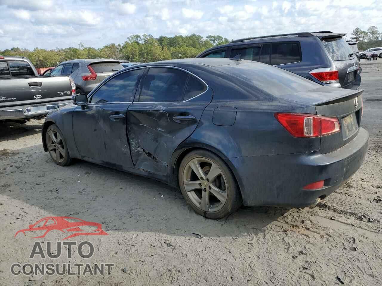 LEXUS IS 2011 - JTHBF5C2XB2101490