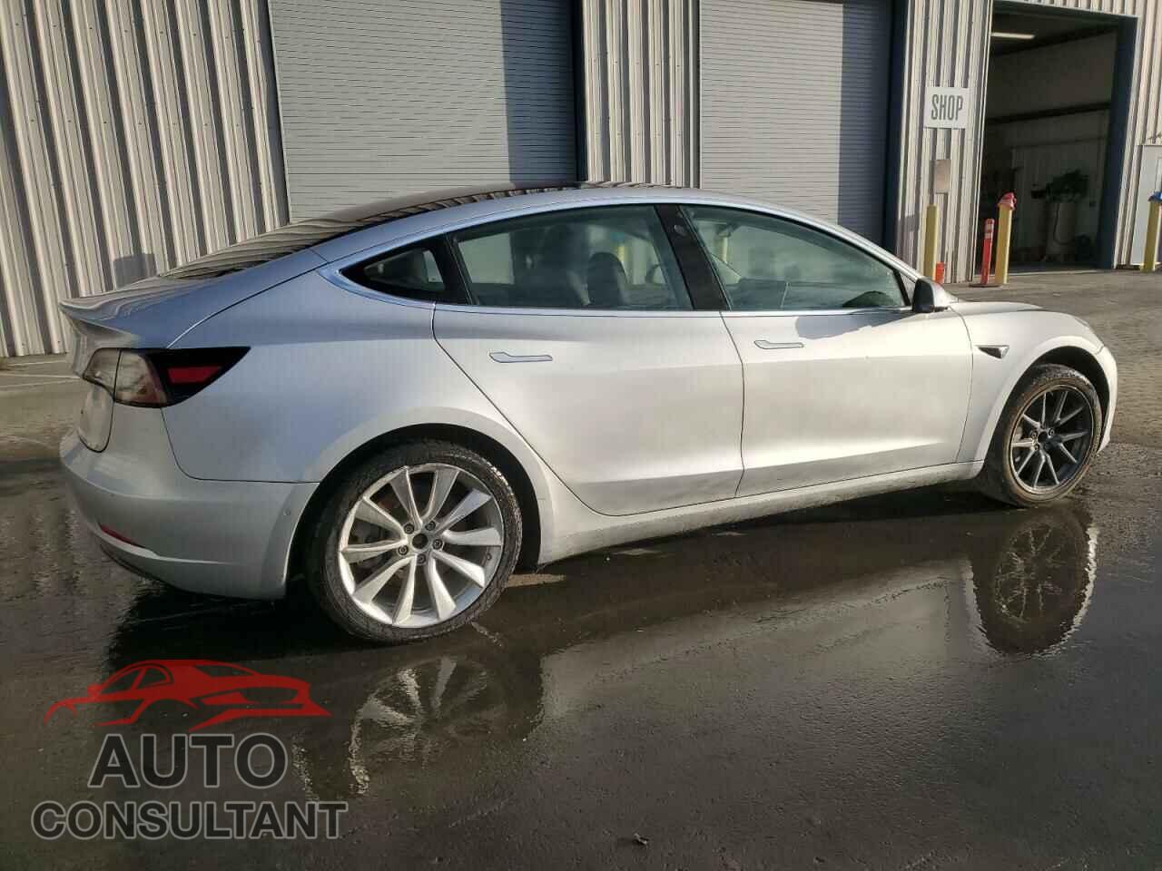 TESLA MODEL 3 2018 - 5YJ3E1EA3JF058726