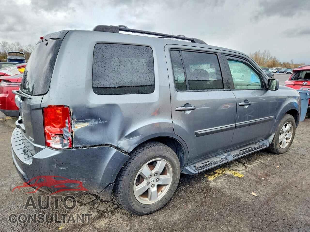 HONDA PILOT 2009 - 5FNYF485X9B043221