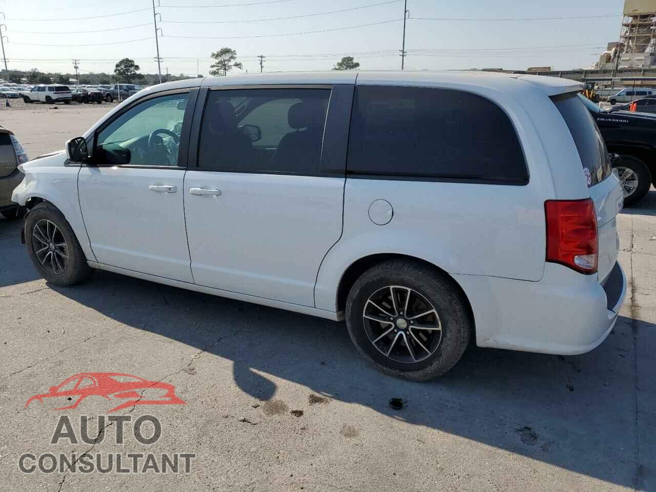 DODGE CARAVAN 2018 - 2C4RDGEG1JR145615