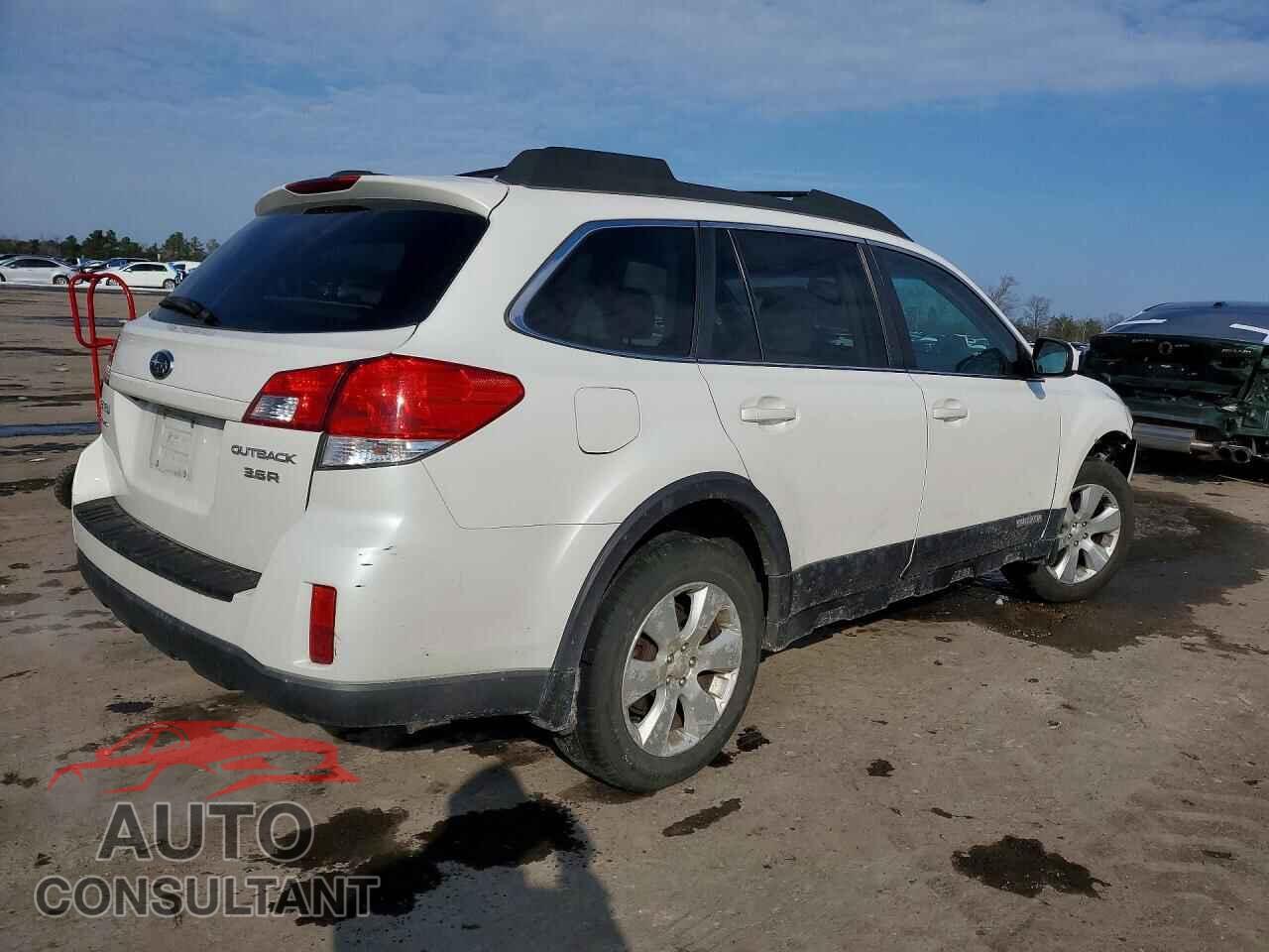 SUBARU OUTBACK 2011 - 4S4BRDGC0B2372480