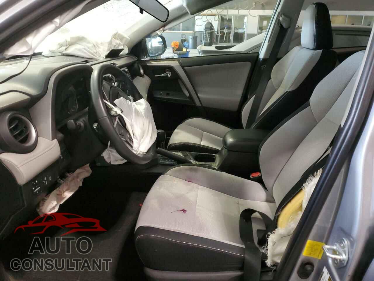 TOYOTA RAV4 2017 - 2T3RFREV8HW611111
