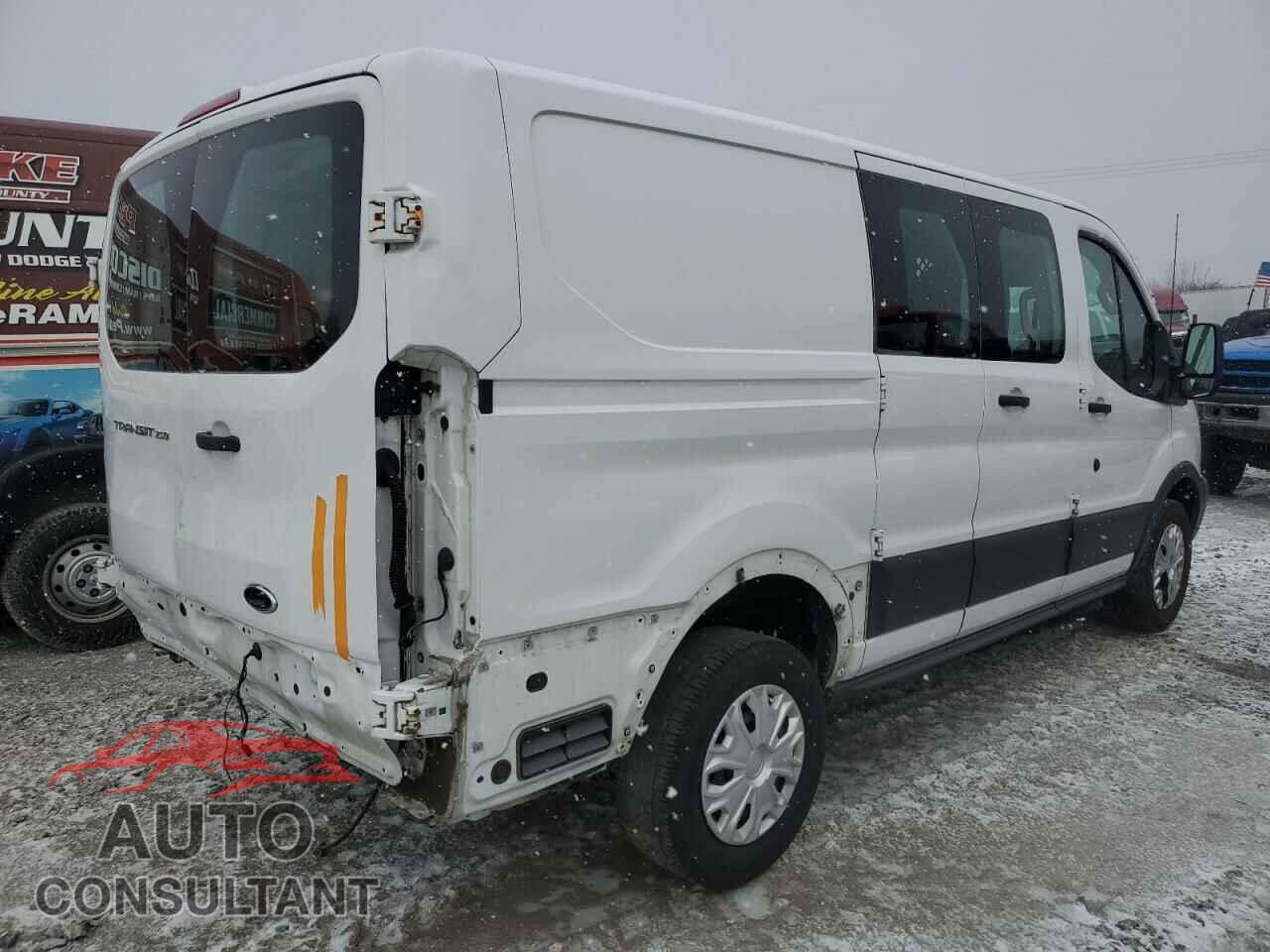 FORD TRANSIT 2018 - 1FTYR1ZM4JKB32480