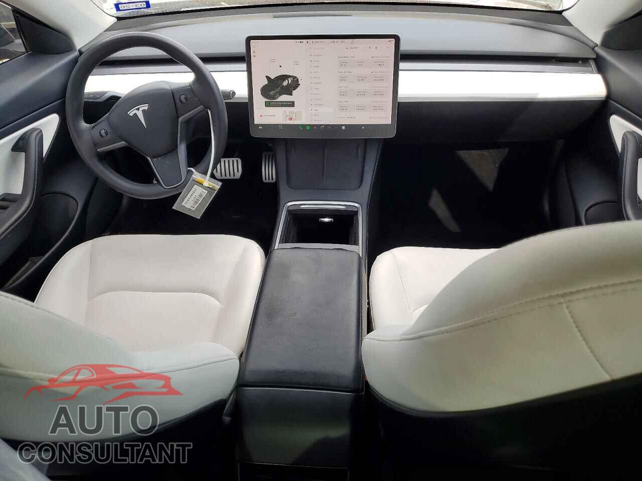 TESLA MODEL 3 2021 - 5YJ3E1EB3MF918377