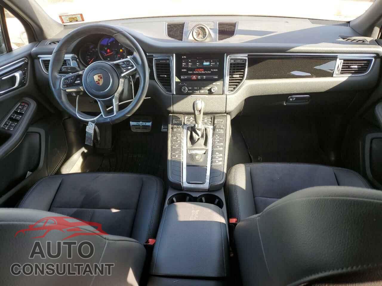 PORSCHE MACAN 2018 - WP1AA2A58JLB11367