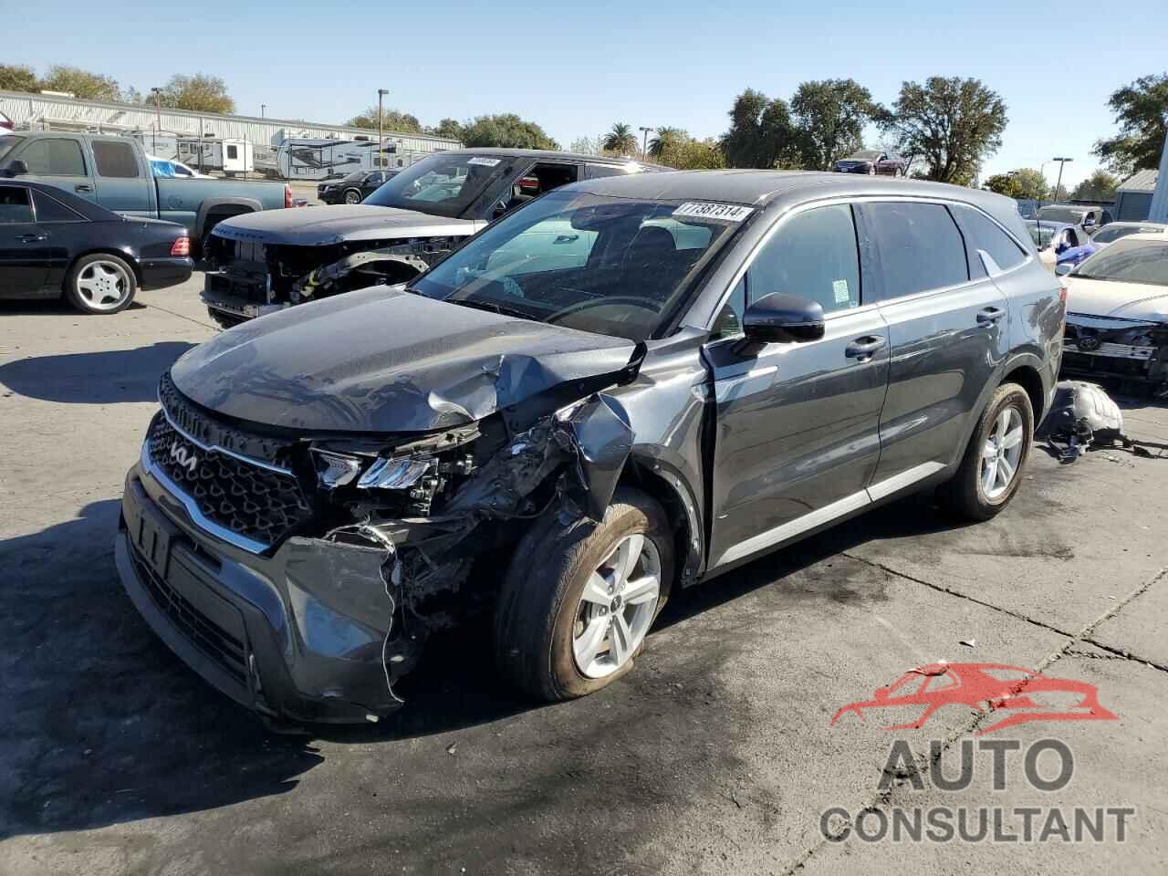 KIA SORENTO 2022 - 5XYRG4LC4NG161808