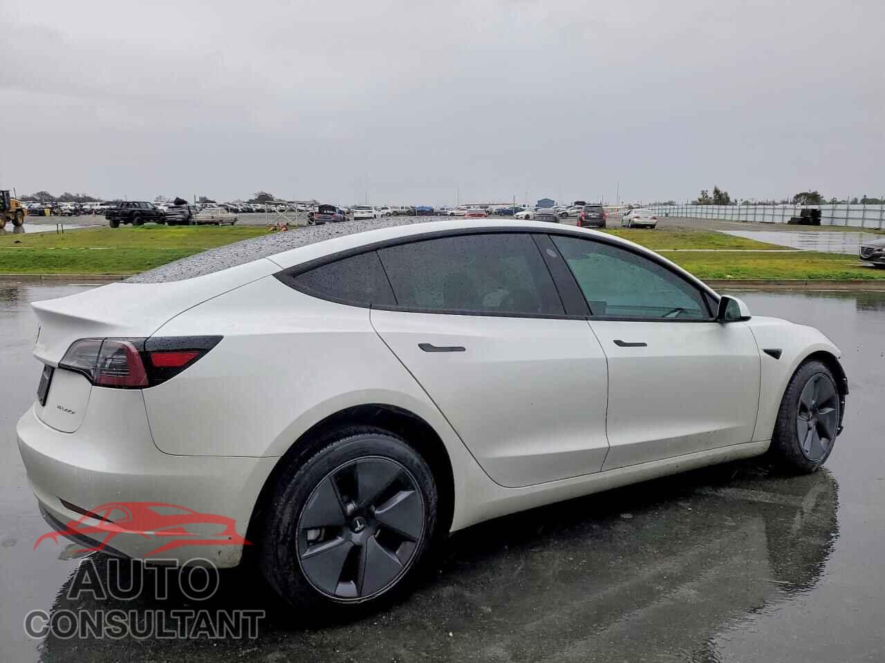 TESLA MODEL 3 2023 - 5YJ3E1EB8PF387570