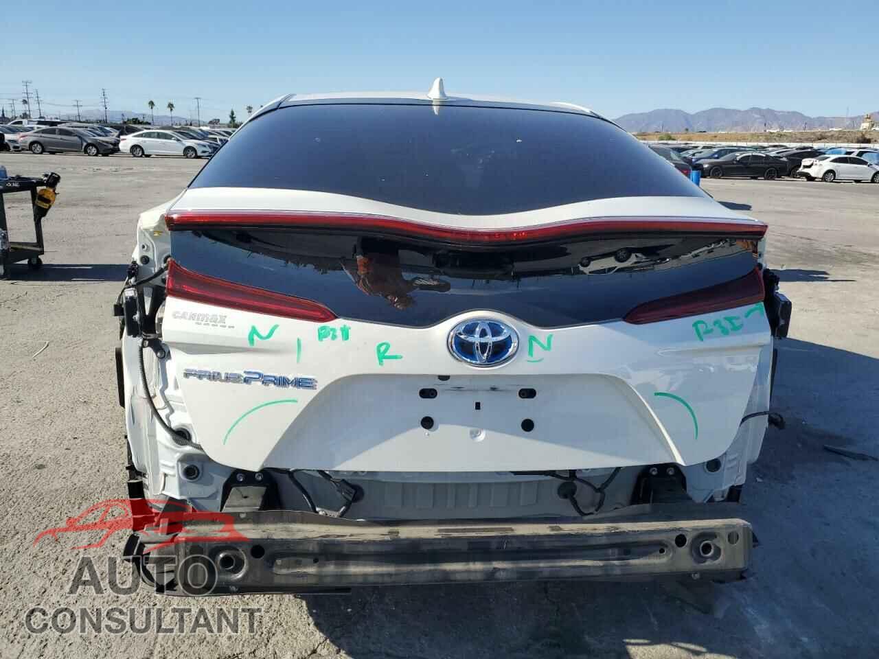 TOYOTA PRIUS 2017 - JTDKARFP7H3059412