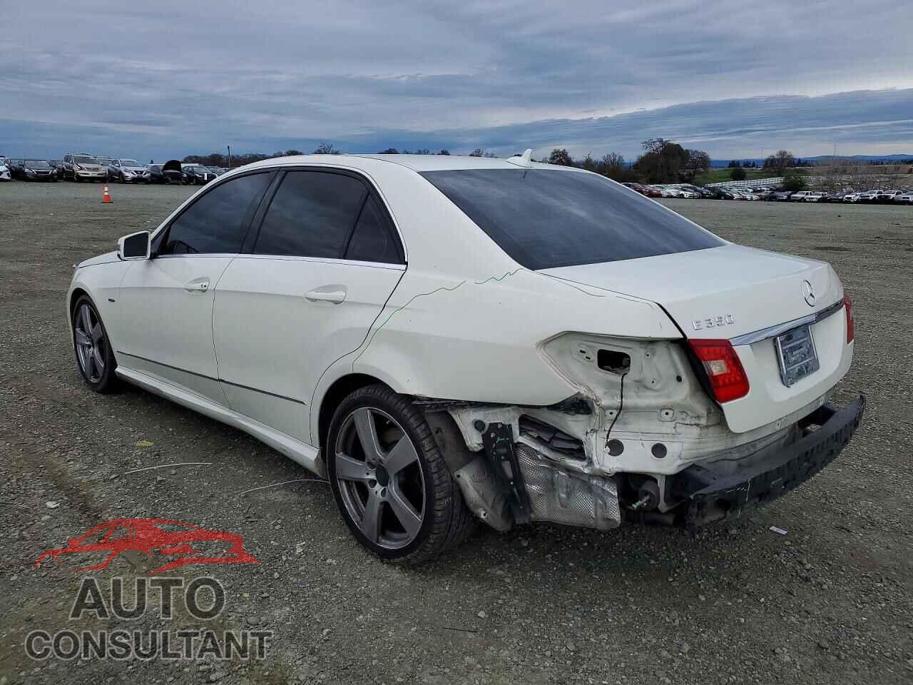 MERCEDES-BENZ E-CLASS 2012 - WDDHF5KB7CA555660