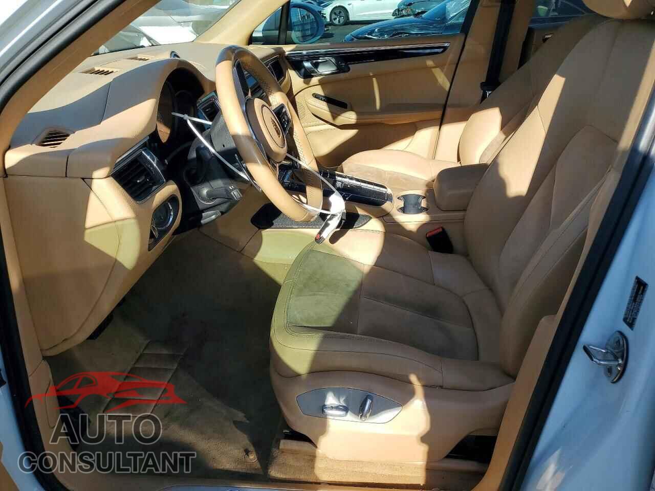PORSCHE MACAN 2015 - WP1AB2A57FLB62329