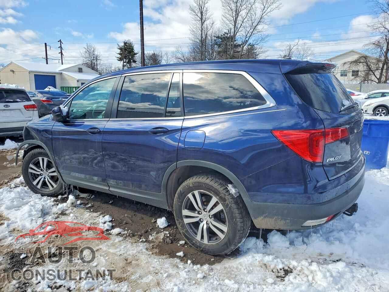HONDA PILOT 2017 - 5FNYF6H57HB100517
