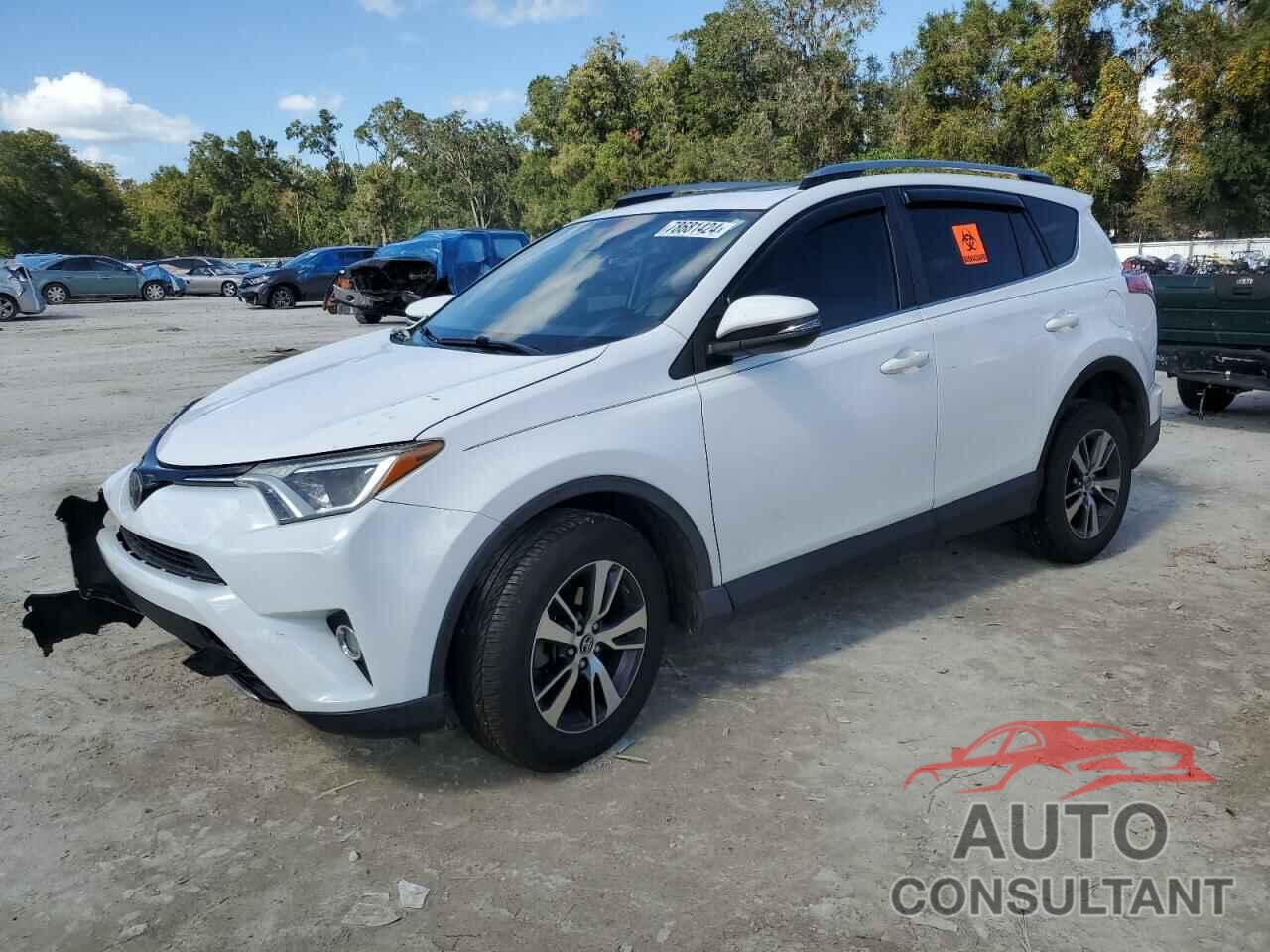 TOYOTA RAV4 2018 - JTMWFREV7JD109499