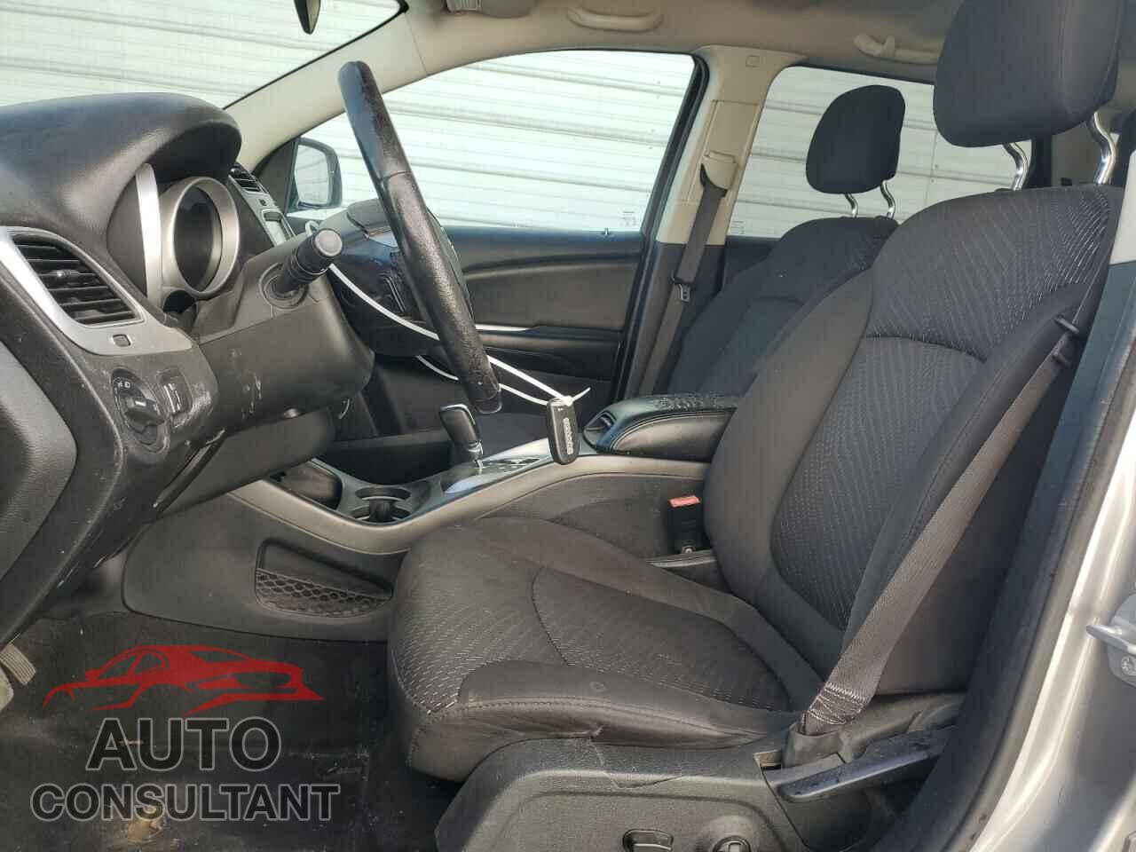 DODGE JOURNEY 2017 - 3C4PDCBB8HT612917