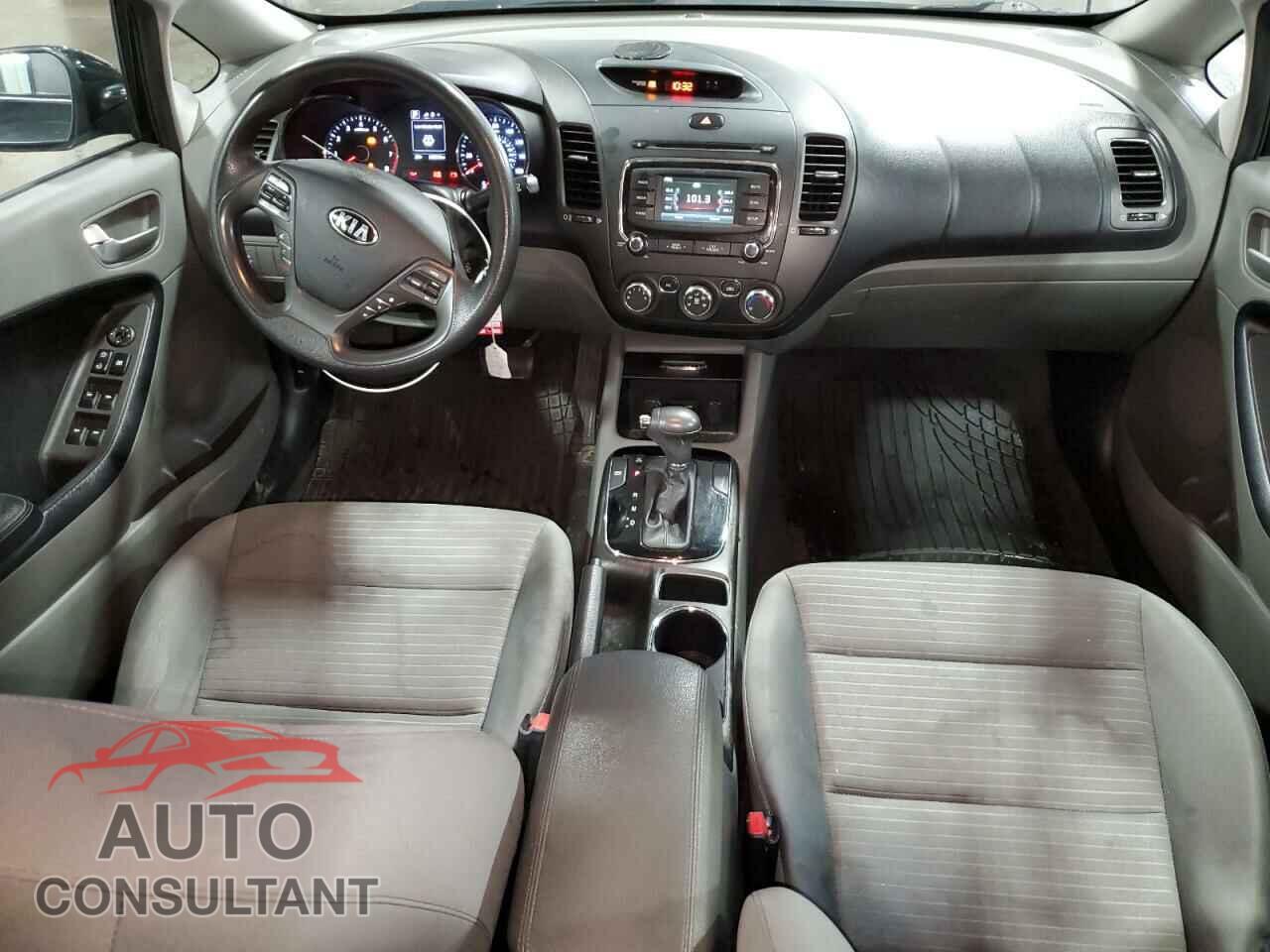 KIA FORTE 2017 - 3KPFL4A7XHE013717