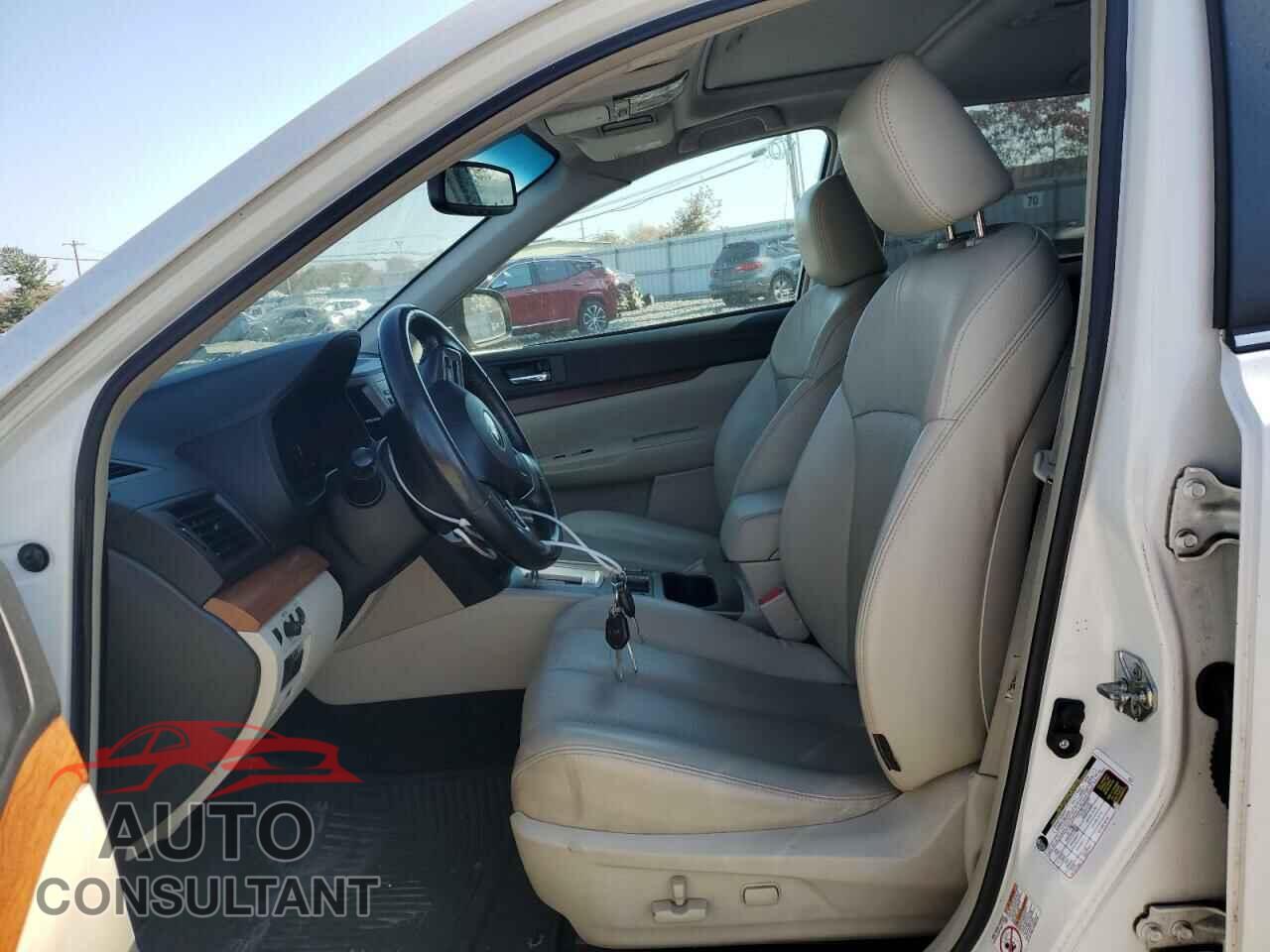 SUBARU OUTBACK 2014 - 4S4BRBLCXE3274730