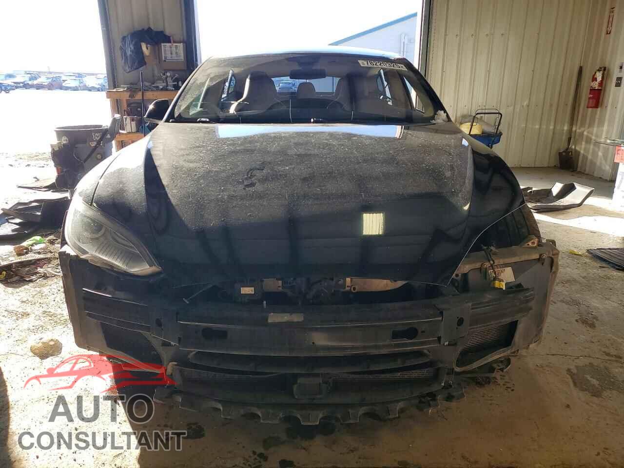 TESLA MODEL S 2015 - 5YJSA1E11FF116332