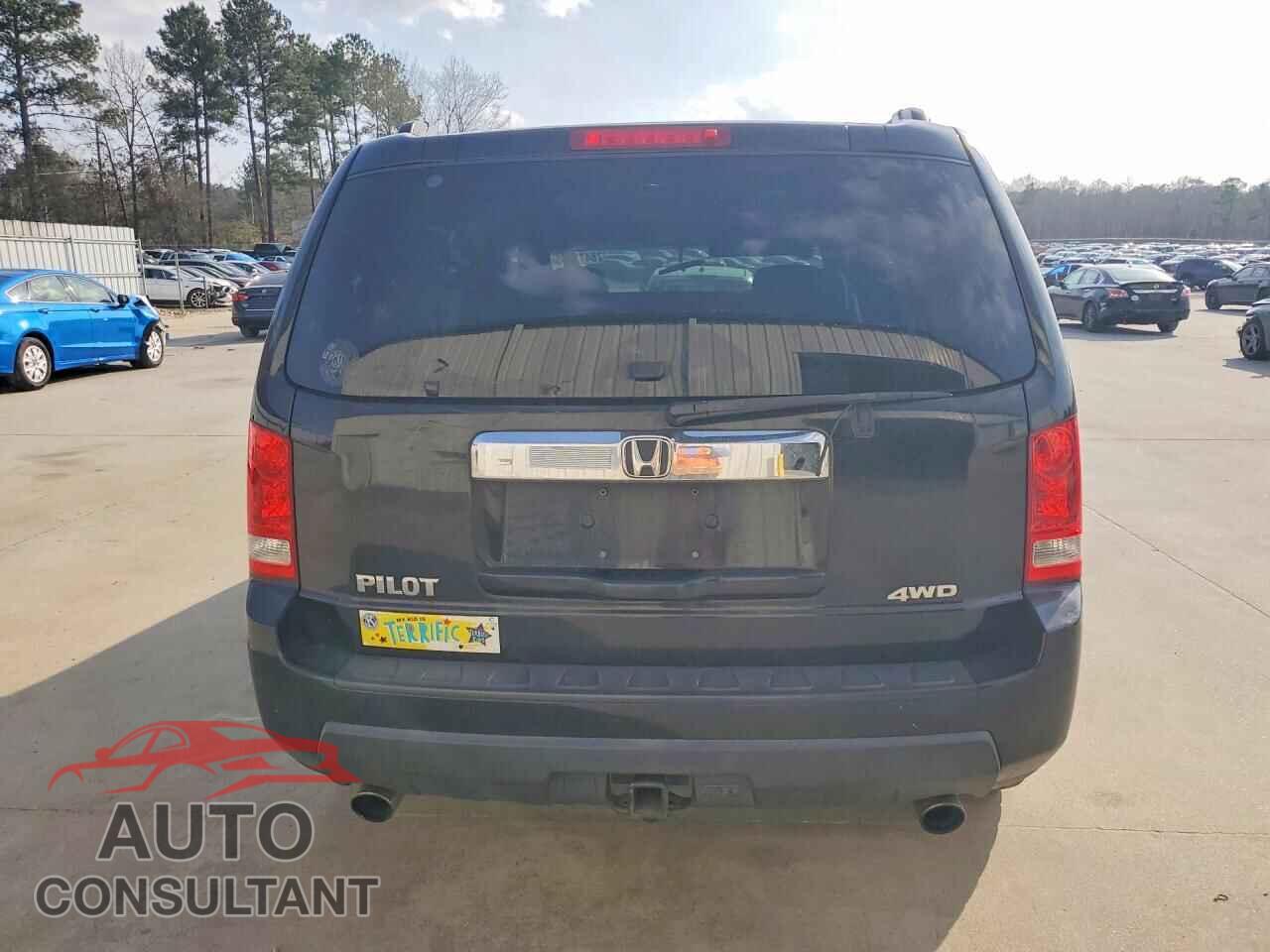 HONDA PILOT 2011 - 5FNYF4H43BB028511