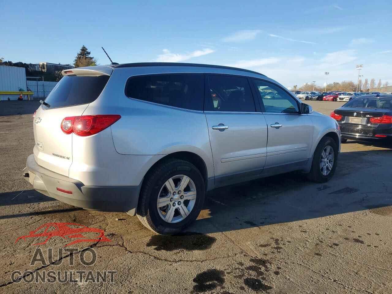 CHEVROLET TRAVERSE 2012 - 1GNKRJEDXCJ295128