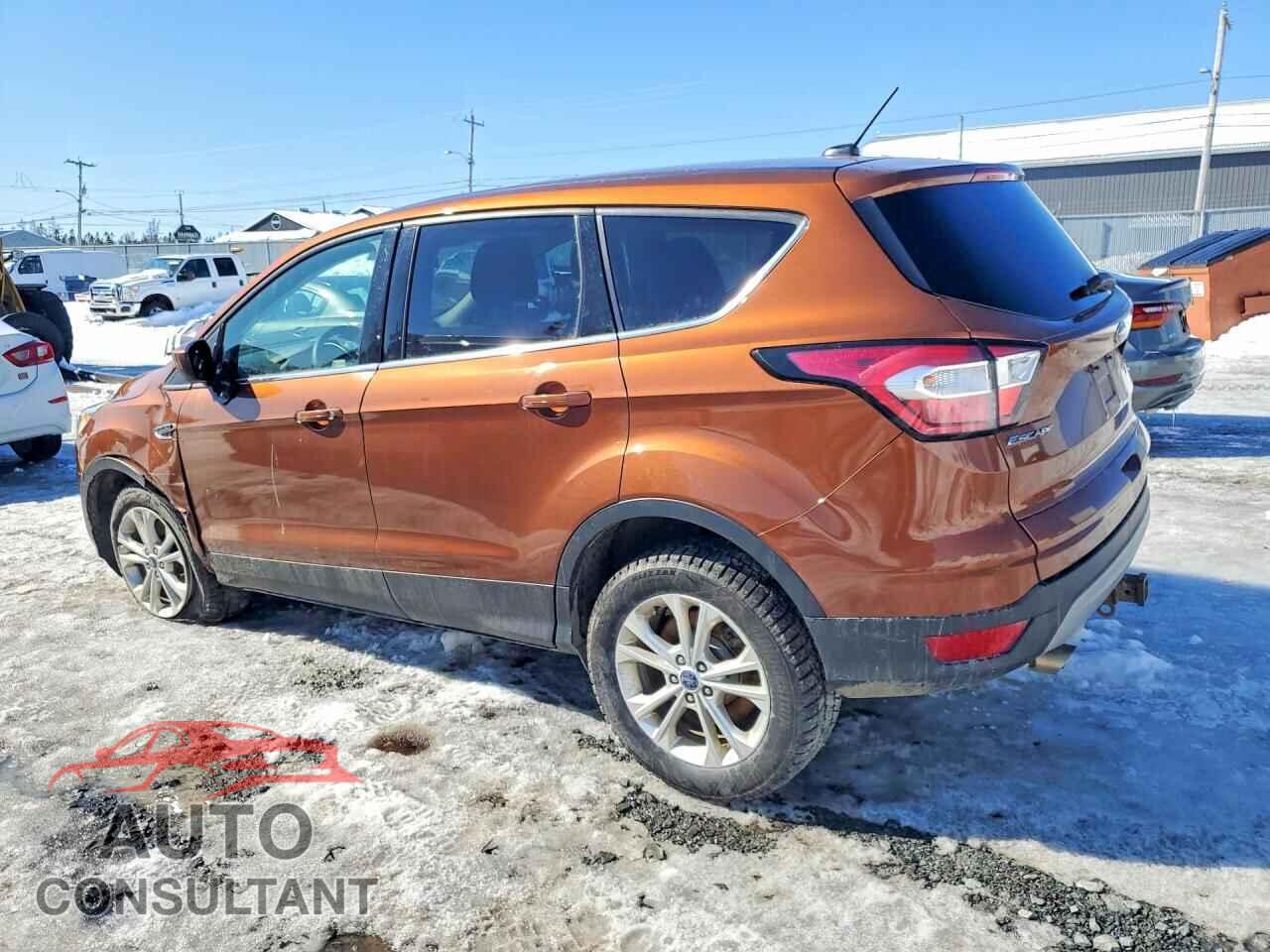 FORD ESCAPE 2017 - 1FMCU9G98HUD69702