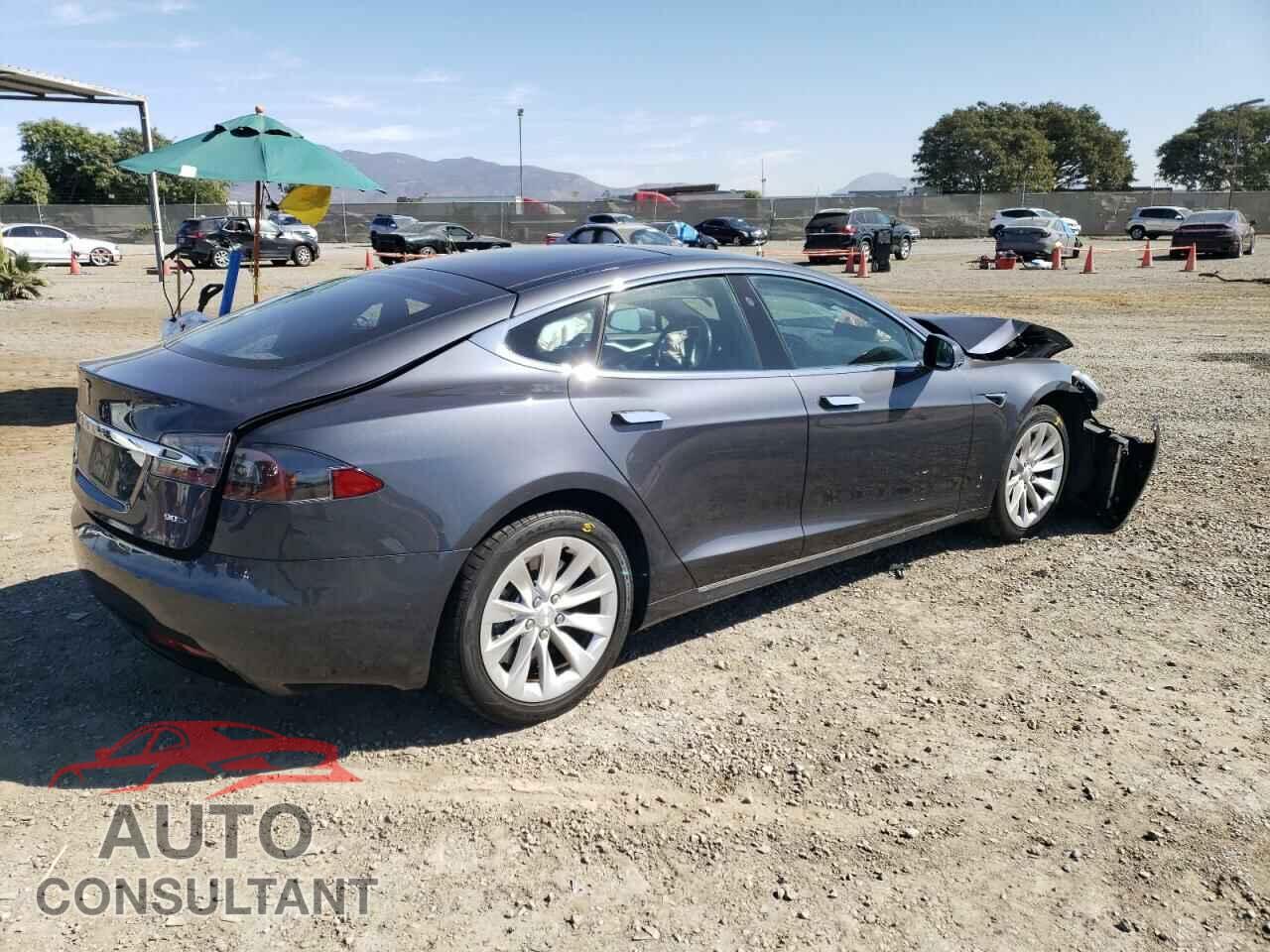 TESLA MODEL S 2017 - 5YJSA1E25HF182149