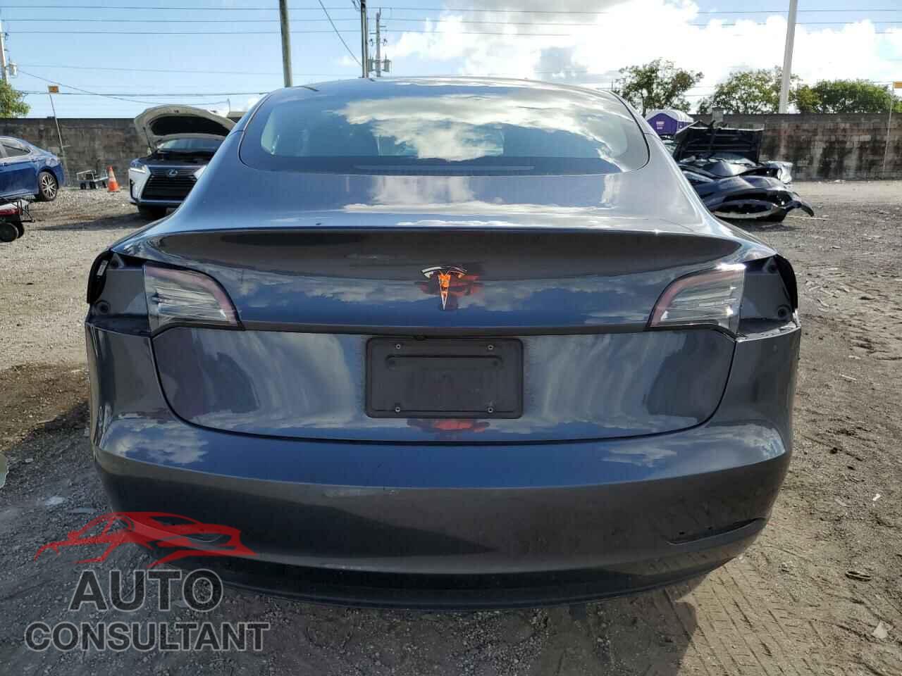 TESLA MODEL 3 2023 - 5YJ3E1EA8PF449587