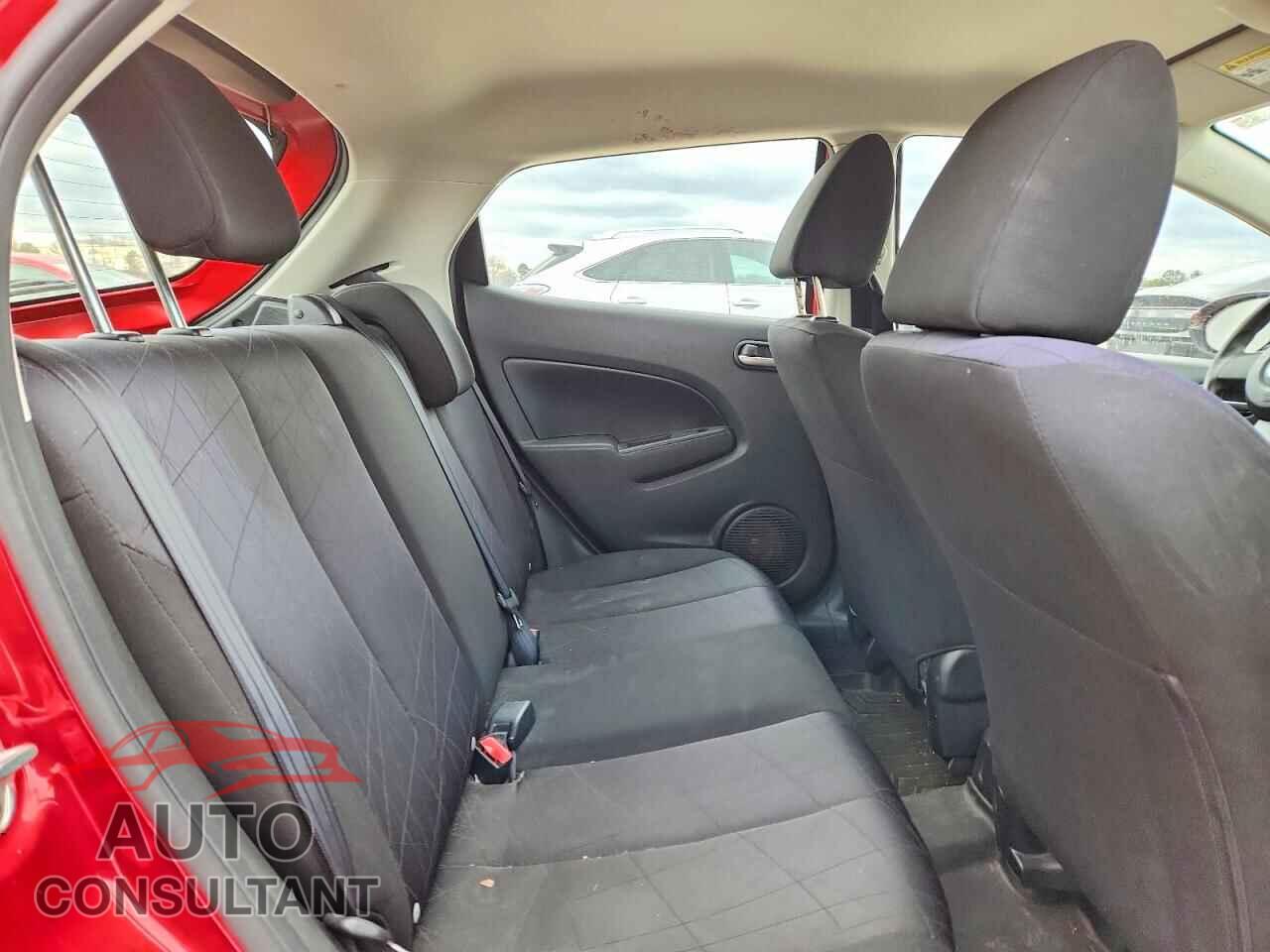MAZDA 2 2011 - JM1DE1HZ6B0124417