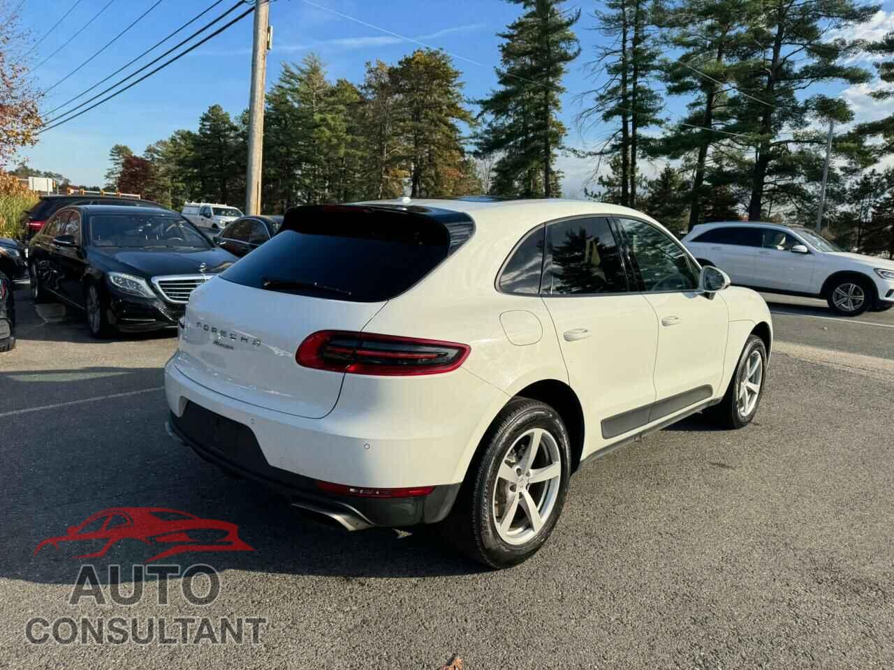 PORSCHE MACAN 2017 - WP1AA2A54HLB83757