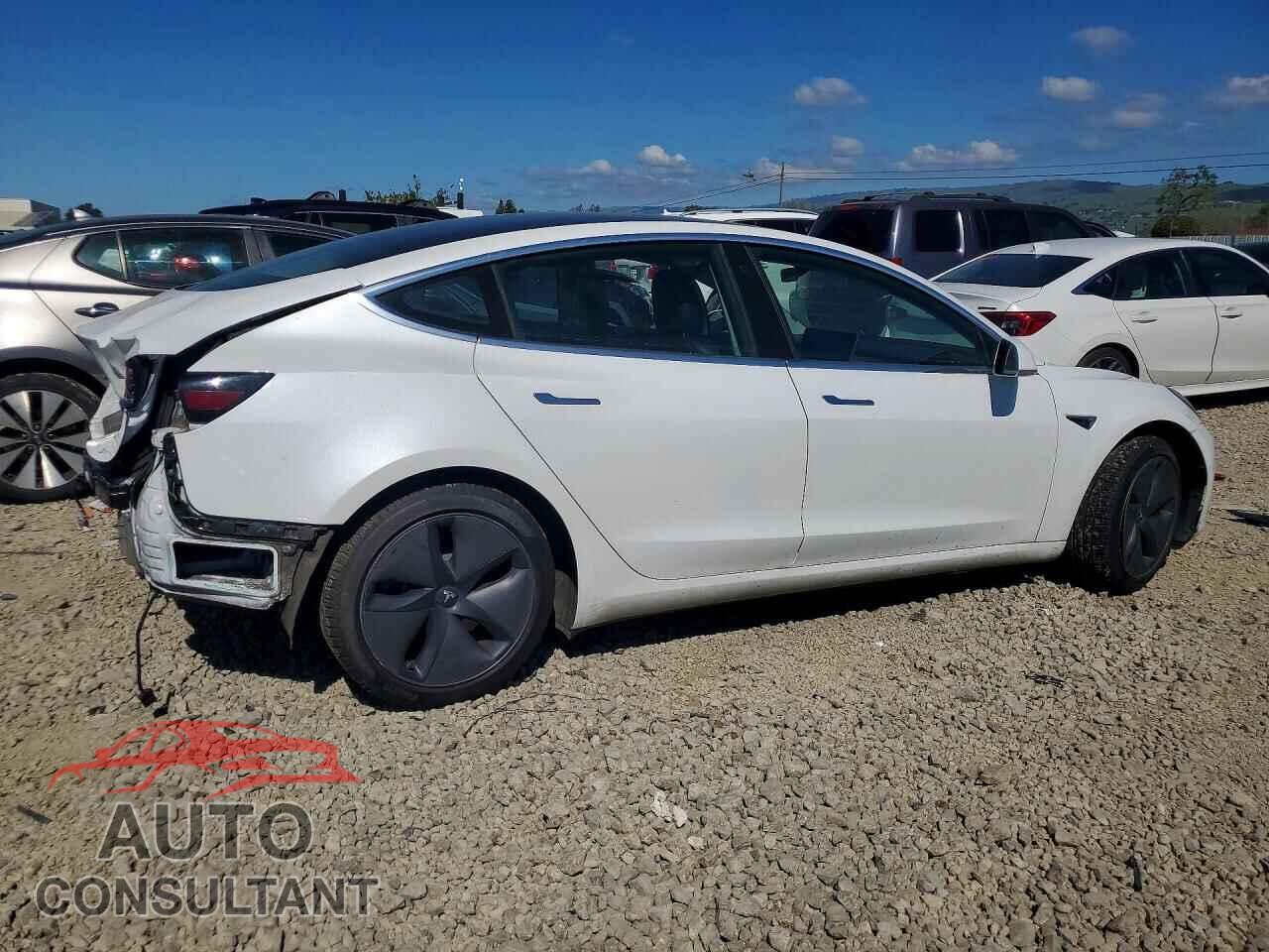 TESLA MODEL 3 2019 - 5YJ3E1EA8KF337509