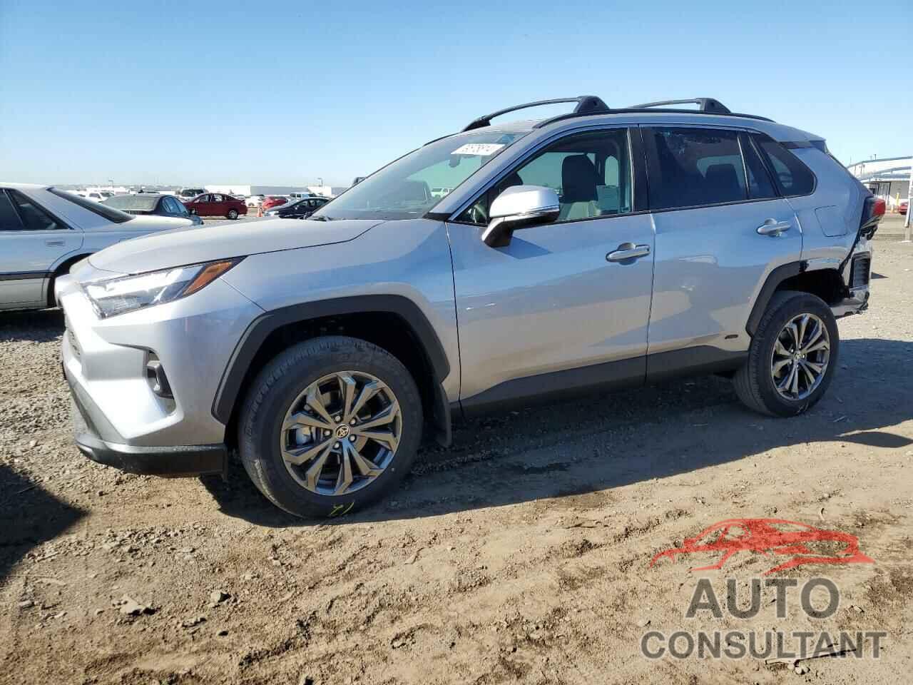 TOYOTA RAV4 2024 - JTMB6RFV5RD144213