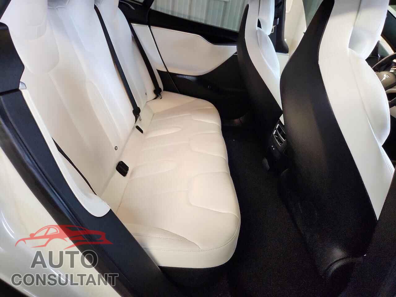TESLA MODEL S 2017 - 5YJSA1E27HF190561