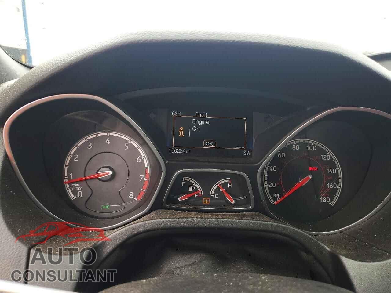 FORD FOCUS 2017 - 1FADP3L94HL297427