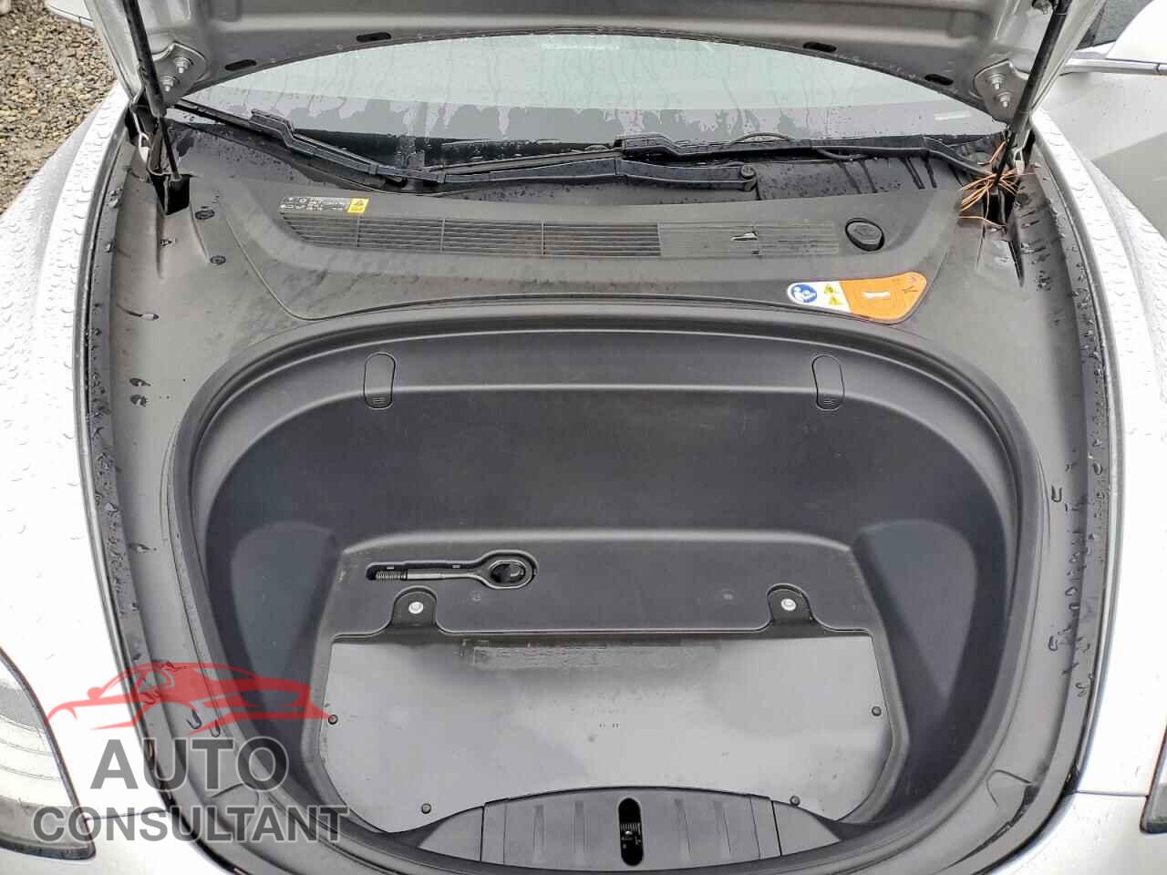TESLA MODEL 3 2018 - 5YJ3E1EA5JF017966