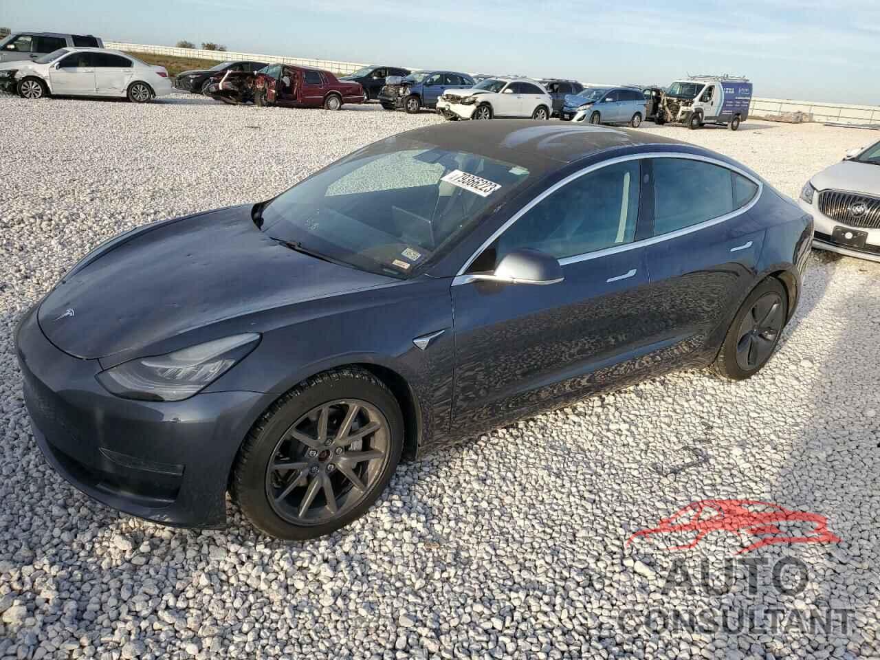 TESLA MODEL 3 2019 - 5YJ3E1EB7KF520716