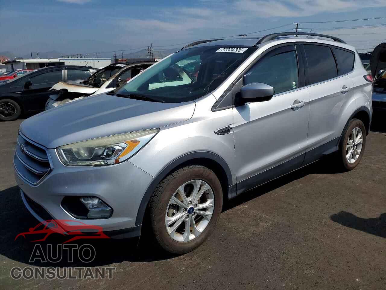 FORD ESCAPE 2017 - 1FMCU0G92HUD96566