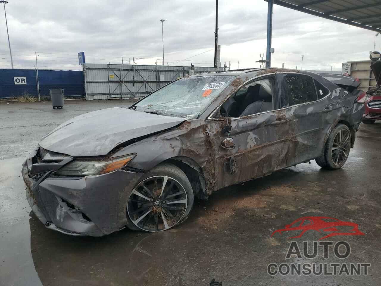 TOYOTA CAMRY 2018 - 4T1BZ1HK4JU019747