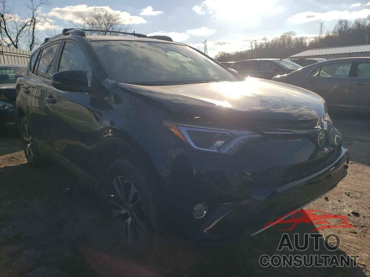 TOYOTA RAV4 2017 - JTMRFREV1HJ708794