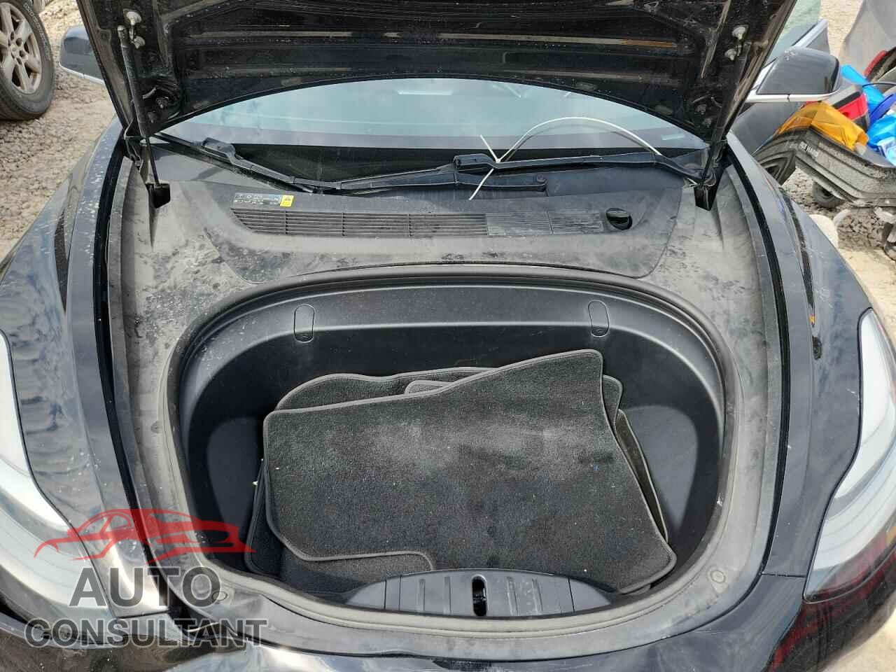 TESLA MODEL 3 2018 - 5YJ3E1EA9JF046645