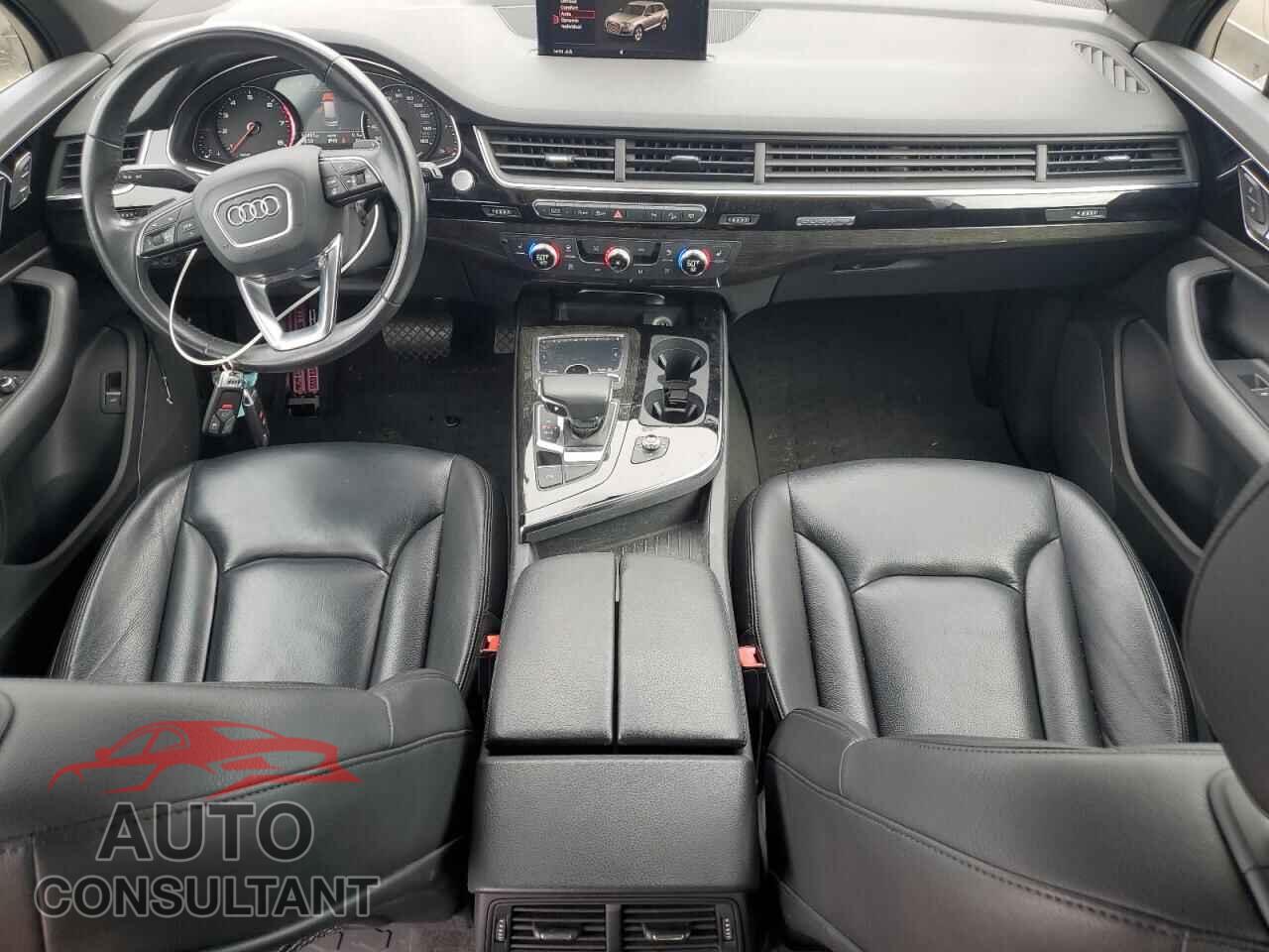 AUDI Q7 2019 - WA1AAAF75KD007785