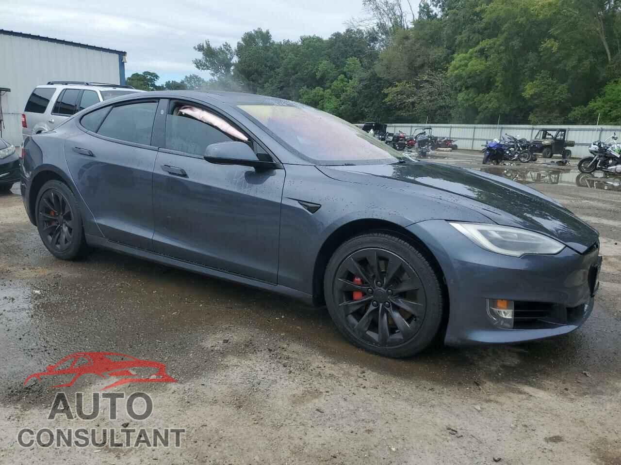 TESLA MODEL S 2017 - 5YJSA1E15HF225251