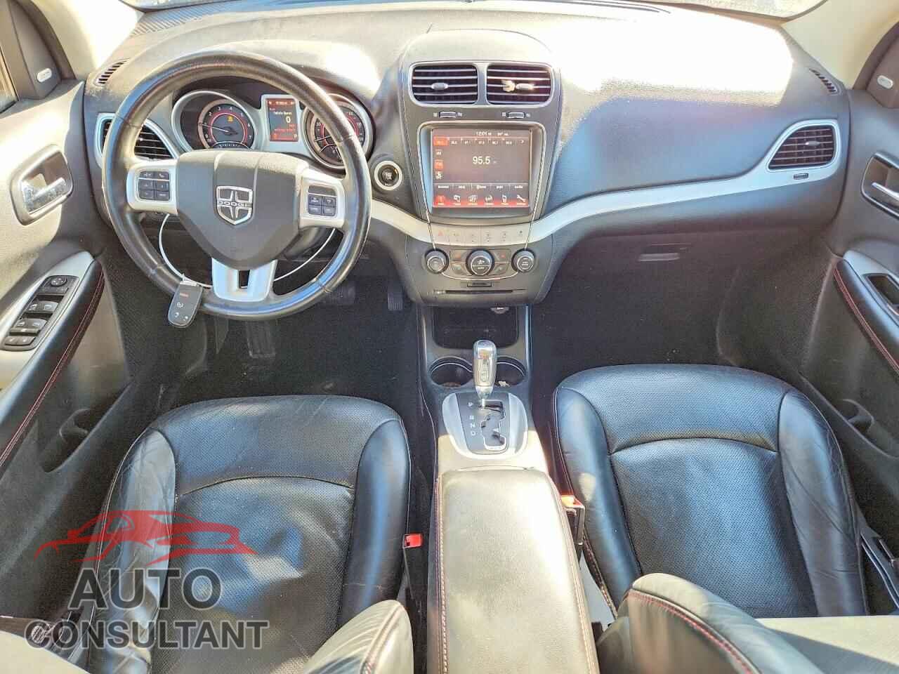 DODGE JOURNEY 2015 - 3C4PDCEG5FT660069