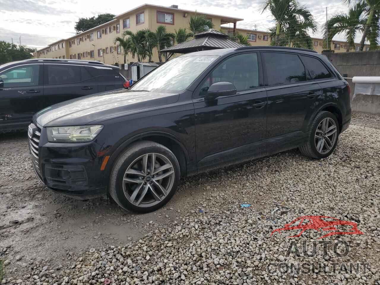 AUDI Q7 2017 - WA1VAAF70HD051588