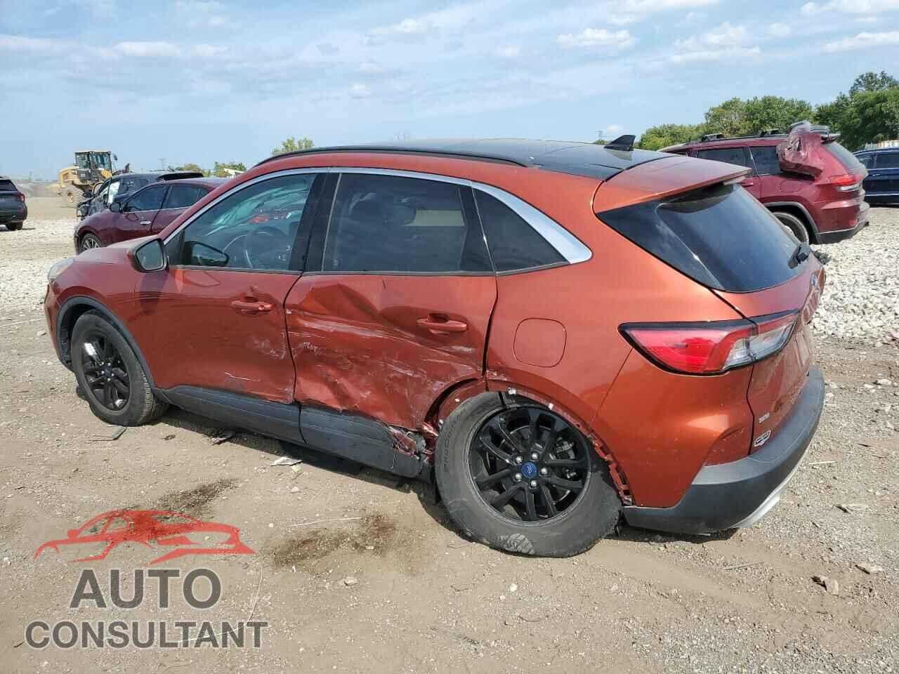 FORD ESCAPE 2020 - 1FMCU0G68LUA07315