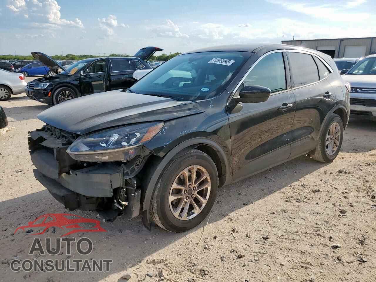 FORD ESCAPE 2020 - 1FMCU0G69LUB19072