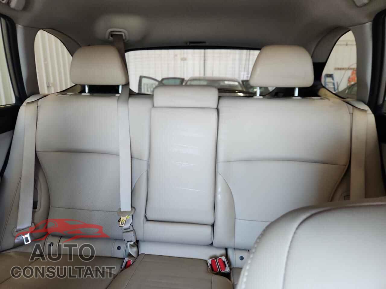 SUBARU OUTBACK 2016 - 4S4BSBNC1G3226053