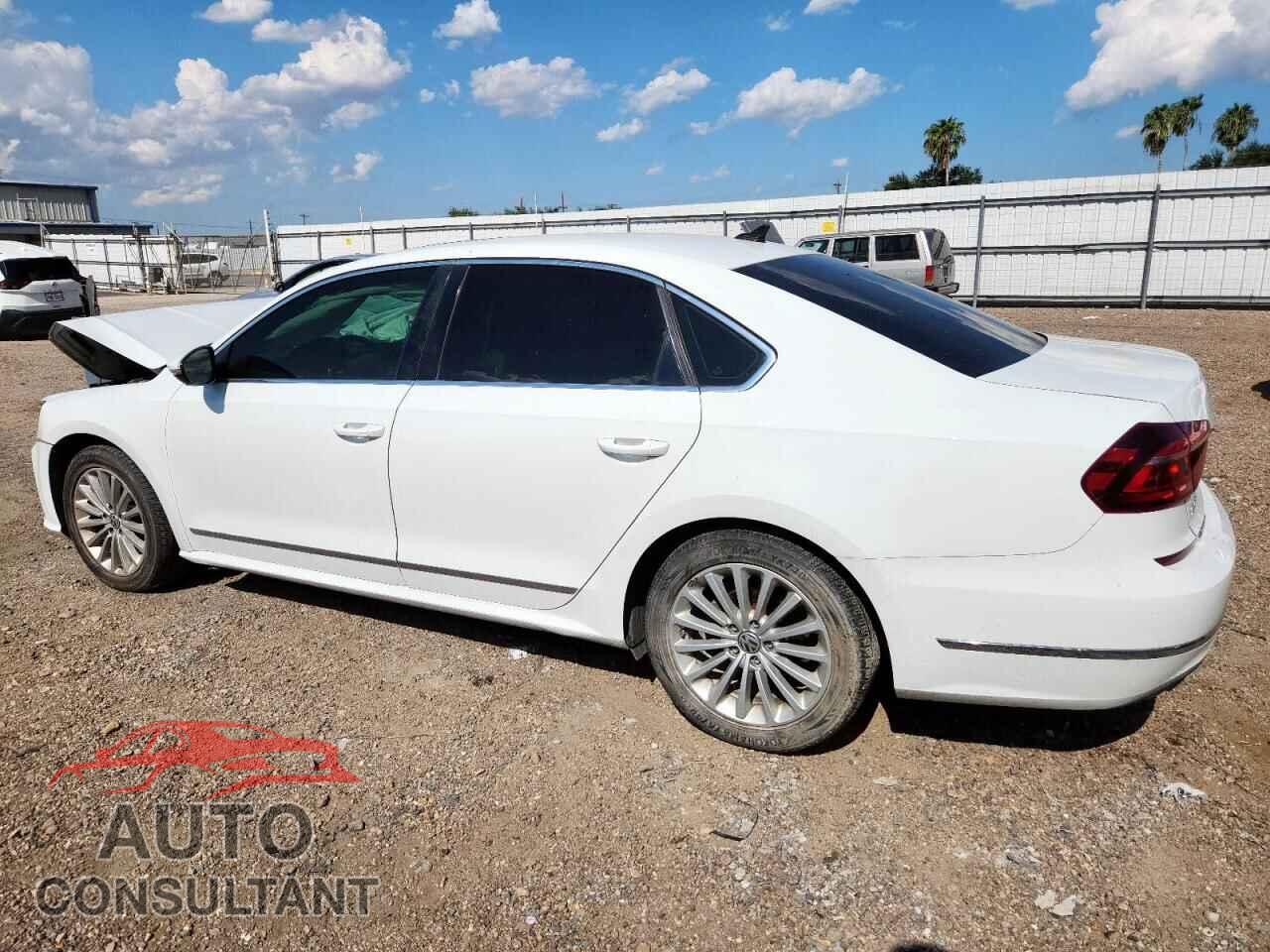 VOLKSWAGEN PASSAT 2017 - 1VWBT7A30HC014229